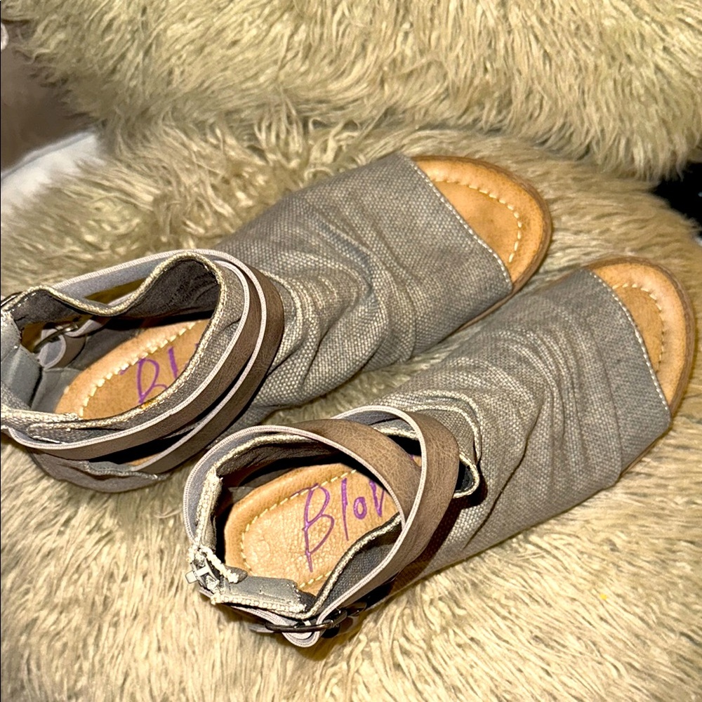 Blowfish Gray Sandals with Layered Straps